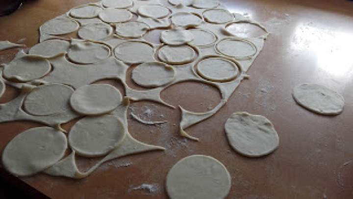 Ciasto na pierogi ( bez jajka)