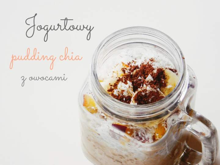 Jogurtowy pudding chia