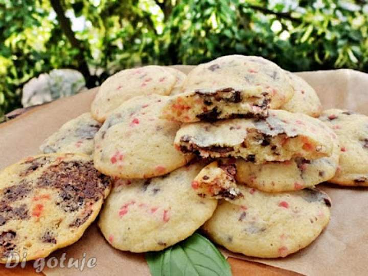 Ciasteczka z czekoladą na wzór amerykańskich chocolate chip cookies (z mąki amarantusowej)