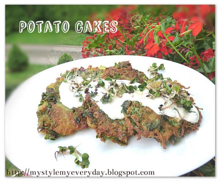Placki ziemniaczane z sałatą rzymską –  Potato Cakes