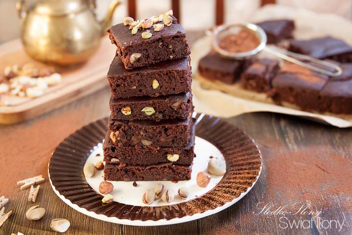 BROWNIE Z CZERWONEJ FASOLI (BEZ CUKRU I MĄKI)