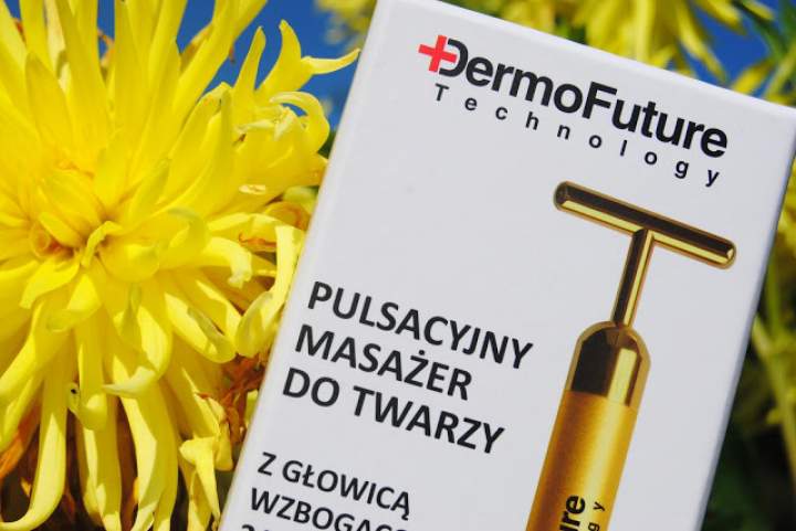 Pulsacyjny masażer do twarzy z głowicą wzbogaconą 24-karatowym złotem – Dermo Future Precision