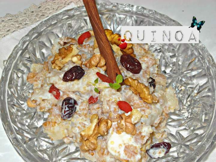 Komosa ryżowa z płatkami – Quinoa