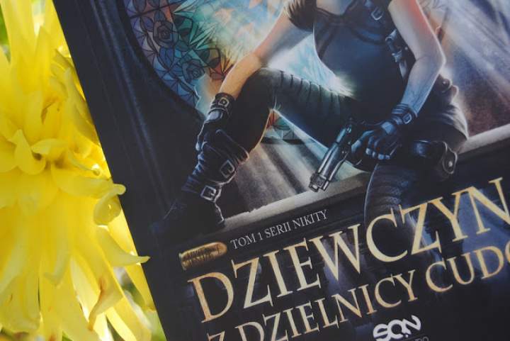 „Dziewczyna z Dzielnicy Cudów” – recenzja książki