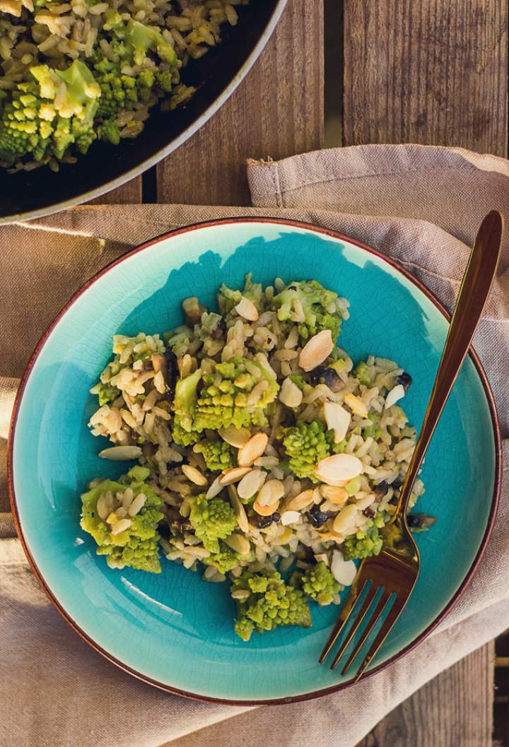 RISOTTO Z KALAFIOREM ROMANESCO, POREM I PIECZARKAMI PORTOBELLO