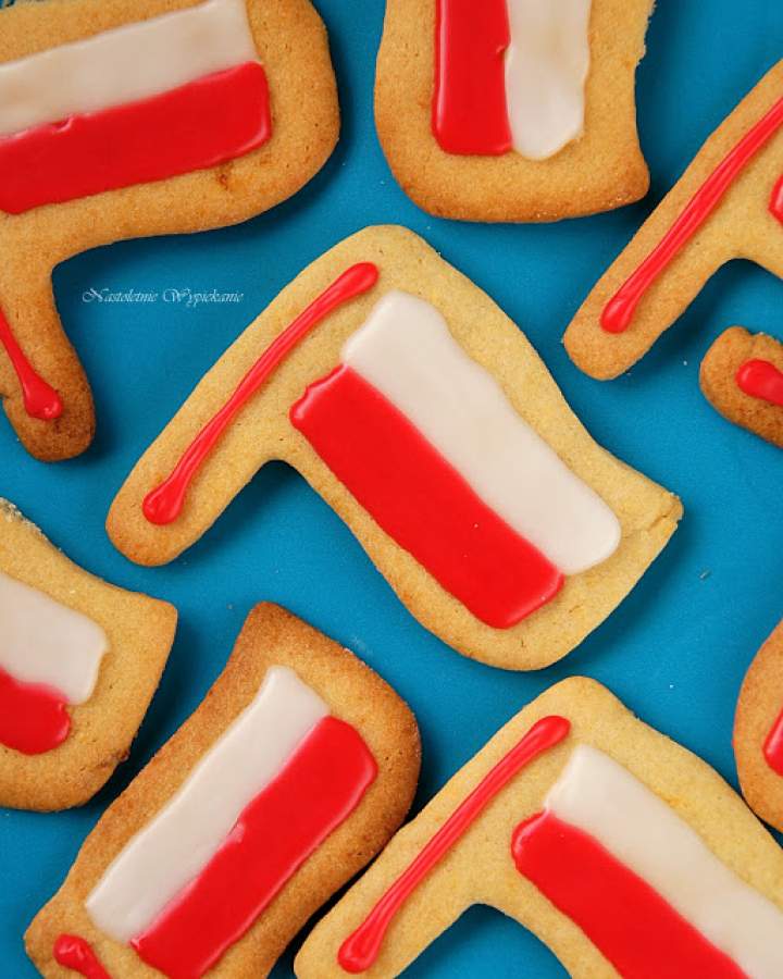 Narodowe flagi- ciastka patriotyczne