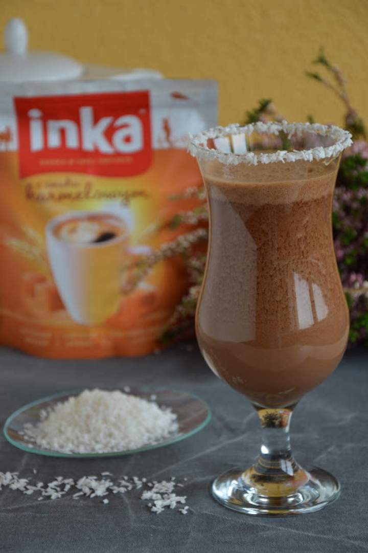 Koktajl Inka z bananami, czekoladą i mleczkiem kokosowym