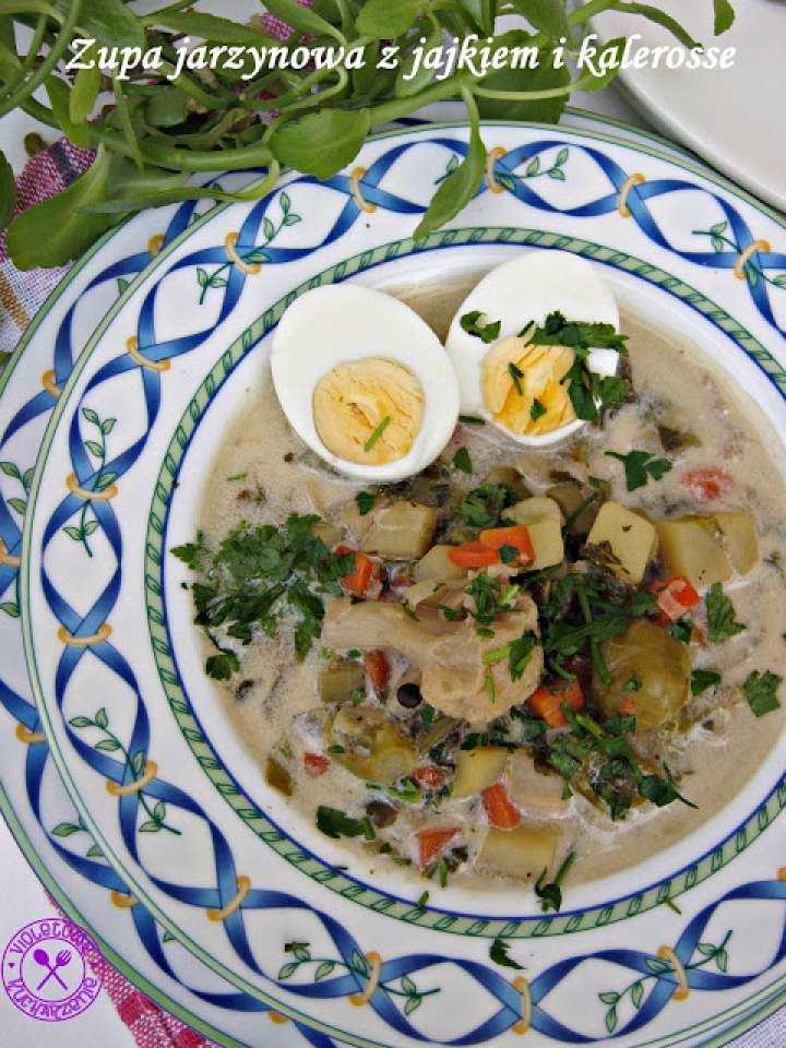 Zupa jarzynowa z jajkiem i kalerosse