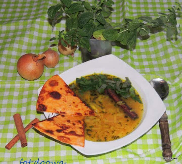 Irańska zupa cebulowa