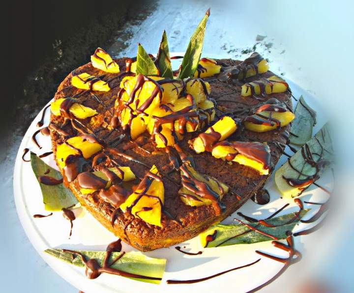 Marchewkowe ciasto z grillowanym ananasem – Carrot cake with grilled pineapple