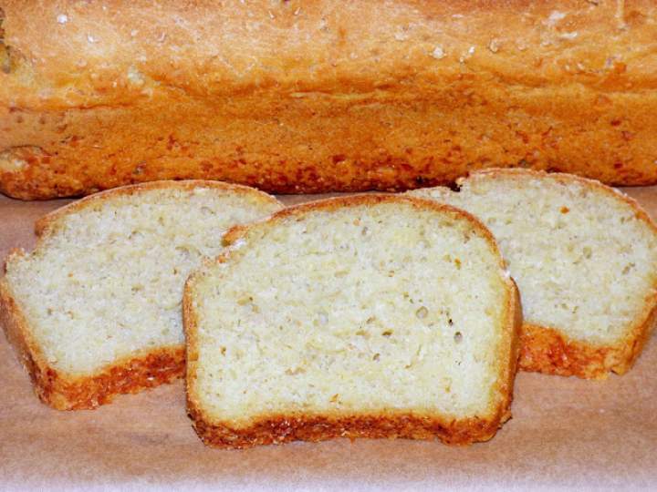 Chleb pszenno – kukurydziany z płatkami owsianymi na drożdżach