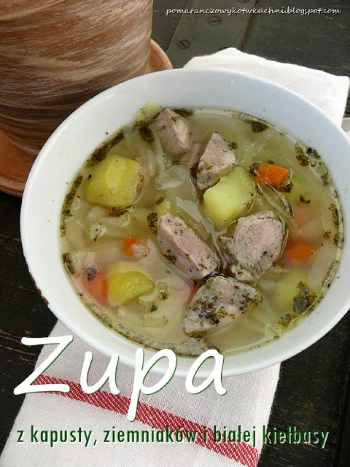 zupa z kapusty, ziemniaków i białej kiełbasy