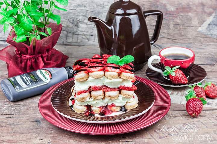 TIRAMISU TRUSKAWKOWE Z GLASSĄ BALSAMICZNĄ