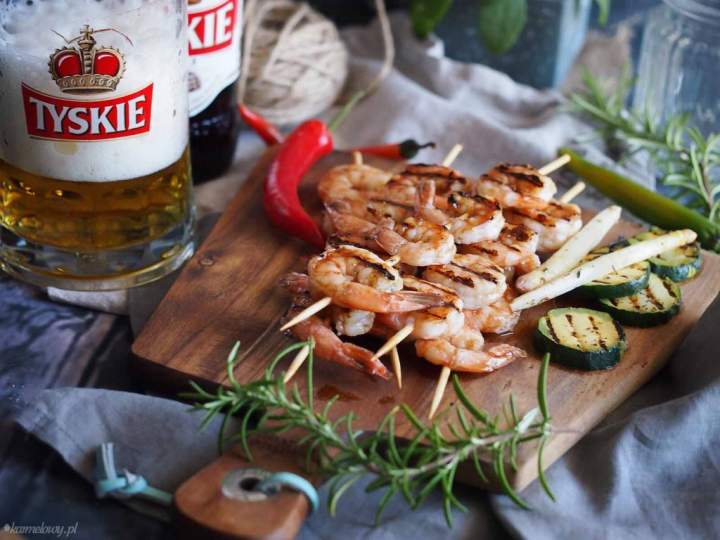 Grillowane krewetki w glazurze miodowo-piwnej / Grilled shrimp with honey-beer glaze