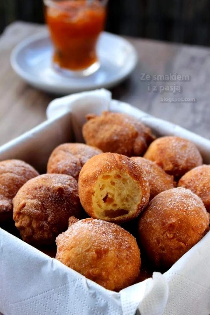 Błyskawiczne pączki pomarańczowe bez drożdży