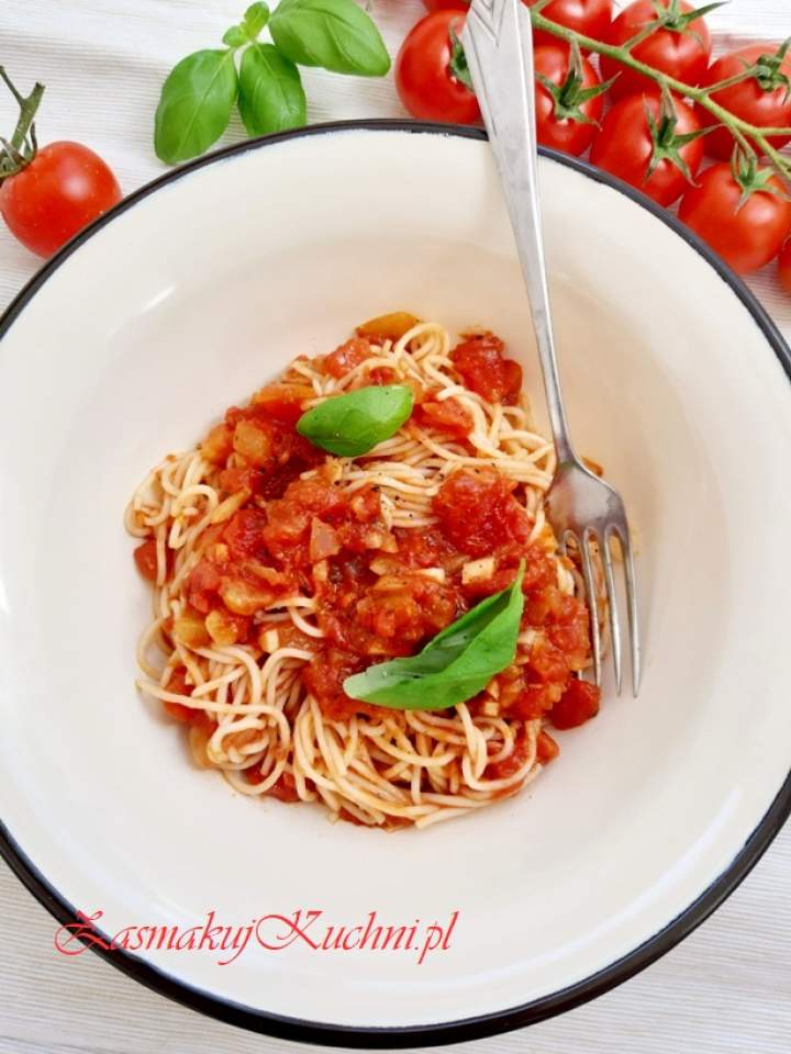 Spaghetti pomidorowe