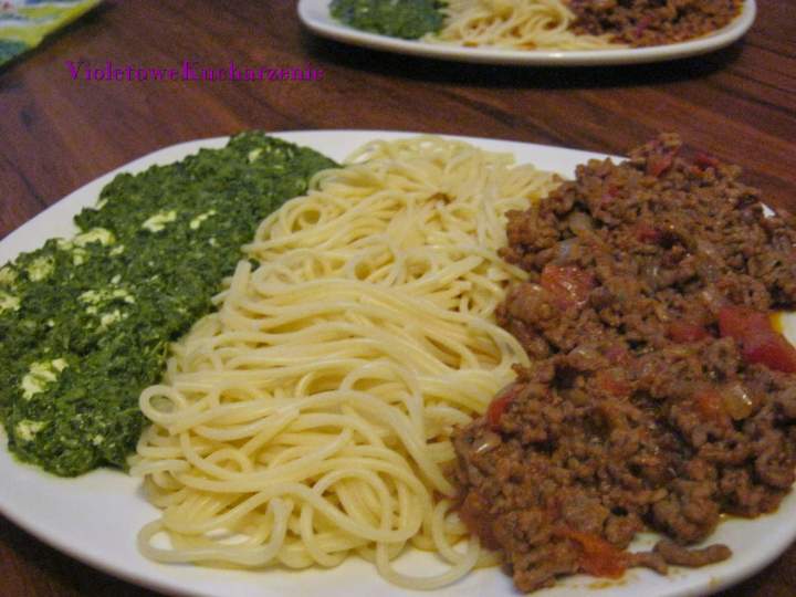 Spaghetti ze szpinakiem i wołowiną- Viva l’Italia