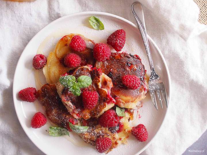 Placuszki z mascarpone i malinami / Mascarpone pancakes with raspberries