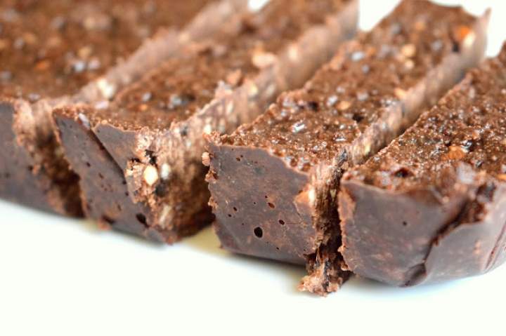 Blok czekoladowy z migdałami – zdrowsza fit wersja :)