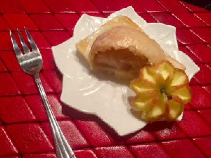 Ciasto z połówkami jabłek