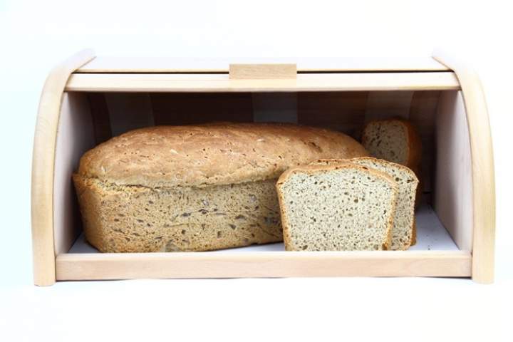 Chlebak – jaki wybrać, by sprawdził się w kuchennym wnętrzu?