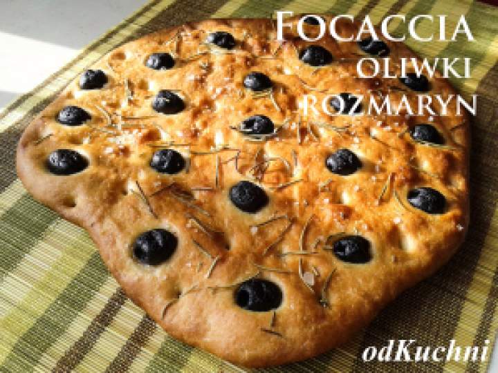 Focaccia Z Czarnymi Oliwkami I Rozmarynem