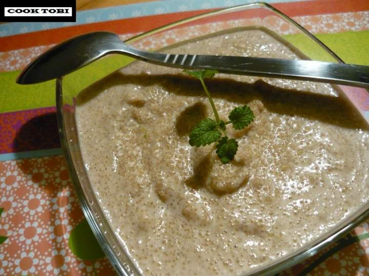 Budyń amarantusowy z bananem