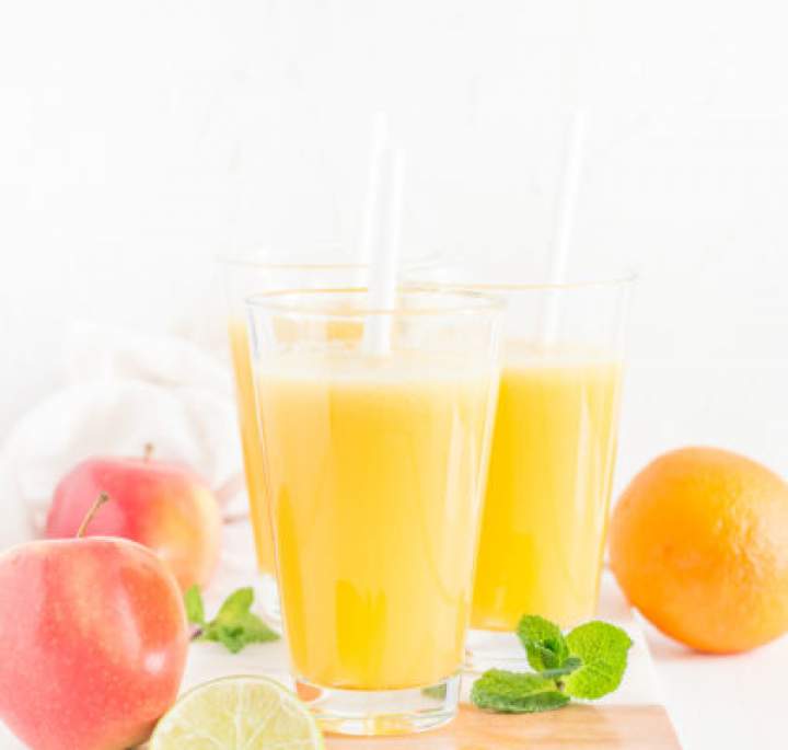 #4 Wszechstronny ananas – sok z ananasa i cytrusów