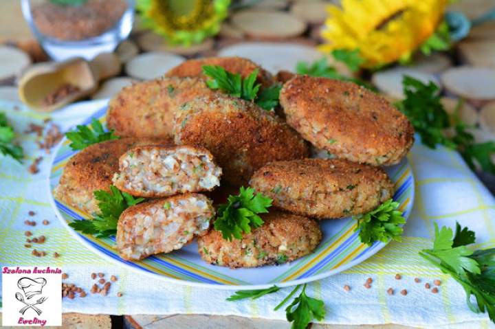 Hreczniaki – bezmięsne kotleciki