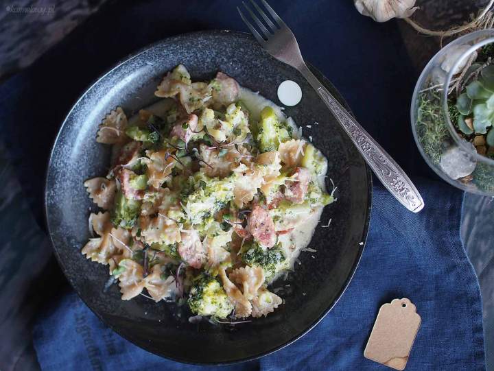 Makaron z kiełbasą i brokułami / Sausage and broccoli pasta