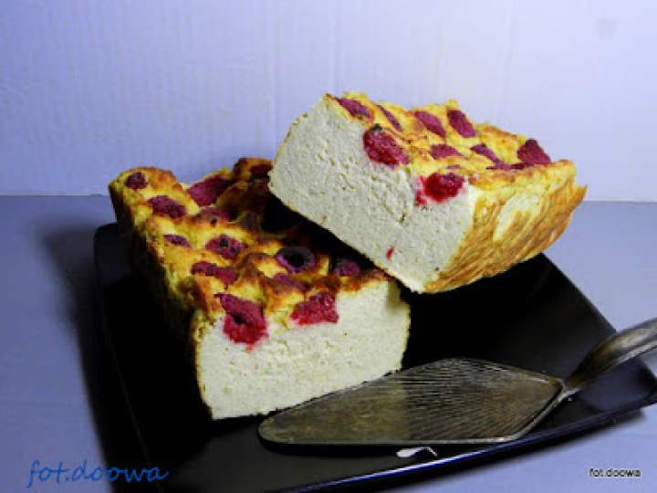 Ciasto jaglano – serowe z malinamil – Jaglany sernik z malinami