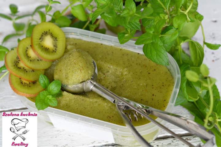 Sorbet z kiwi z miętową nutą