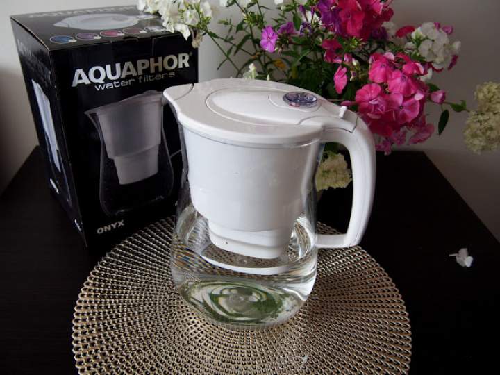Dzbanek filtrujący wodę Aquaphor – recenzja