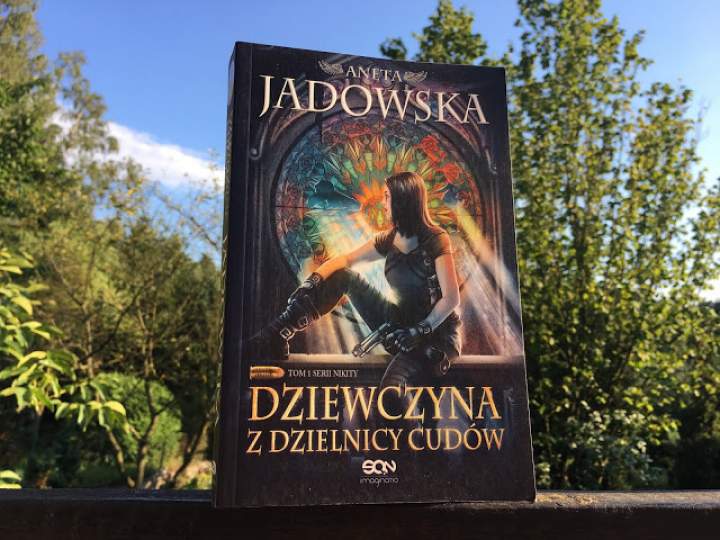 Dziewczyna z dzielnicy cudów