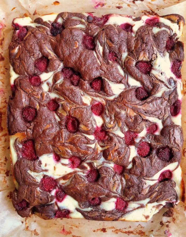 Brownie z serem i malinami / Raspberry Cheesecake Brownie