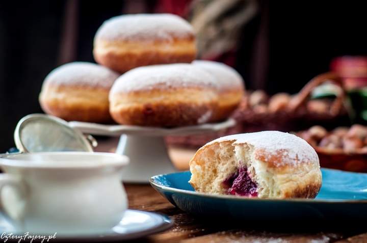 Pączki na zakwasie pszennym