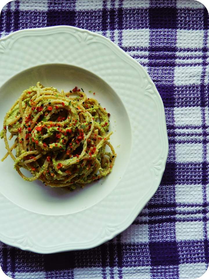 Pesto brokułowe