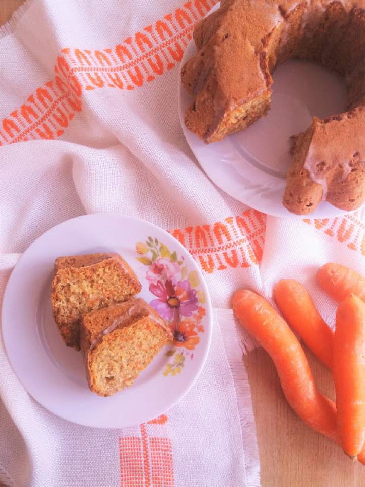 Szybka babka marchewkowa i oleje z Olejarni Niwki / Quick Carrot Bundt Cake