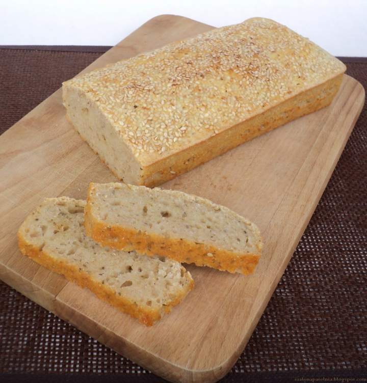Chleb bezglutenowy na zakwasie ryżowym