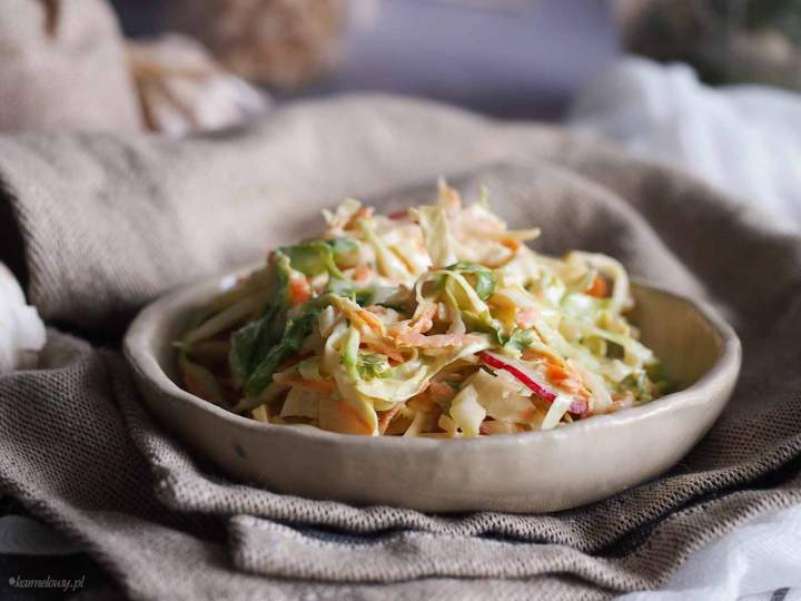 Surówka z młodej kapusty / Young cabbage salad