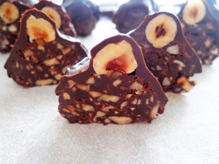 Baci – włoskie czekoladki z orzechami laskowymi