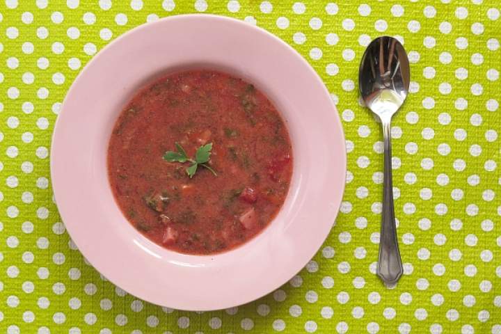 Zupa botwinkowo-pomidorowa
