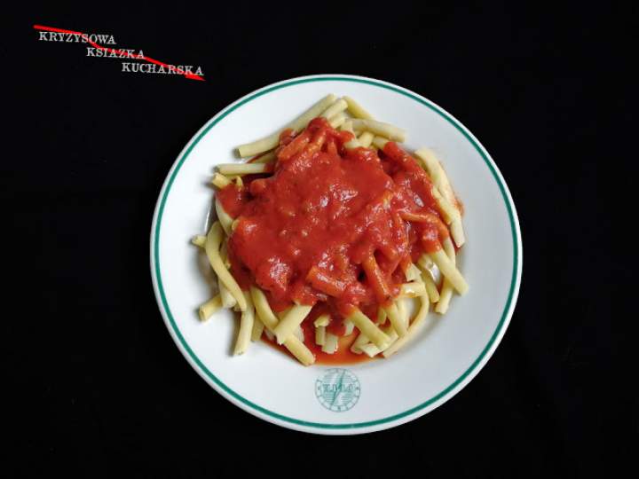 Bezglutenowe „spaghetti napoli” z fasolki