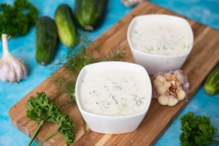 Sos tzatziki