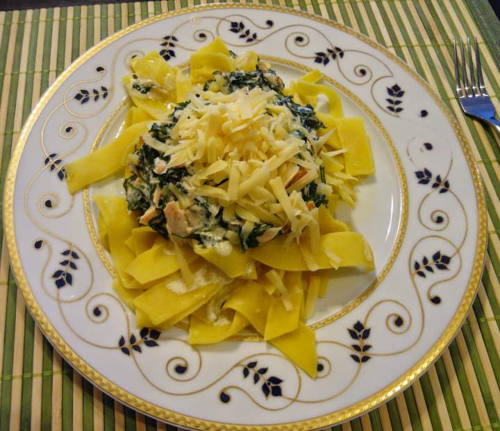 Makaron fettucine z rukolą – danie ekspres w 15 minut