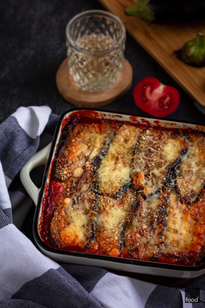 Parmigiana di melanzane – zapiekanka z bakłażanów