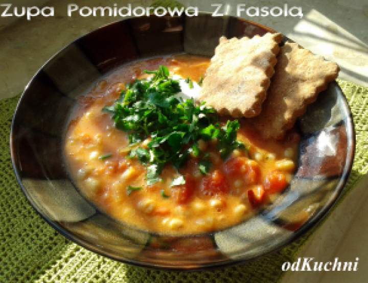 Zupa Pomidorowa Z Białą Fasolą I Chilli