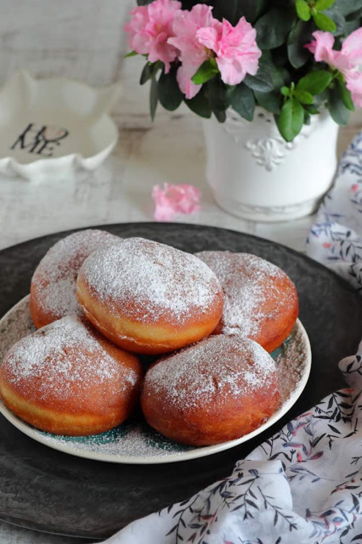 Pączki budyniowe