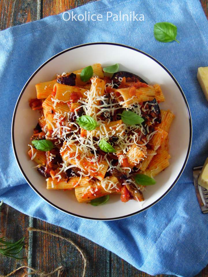 Pasta alla norma – makaron z bakłażanem