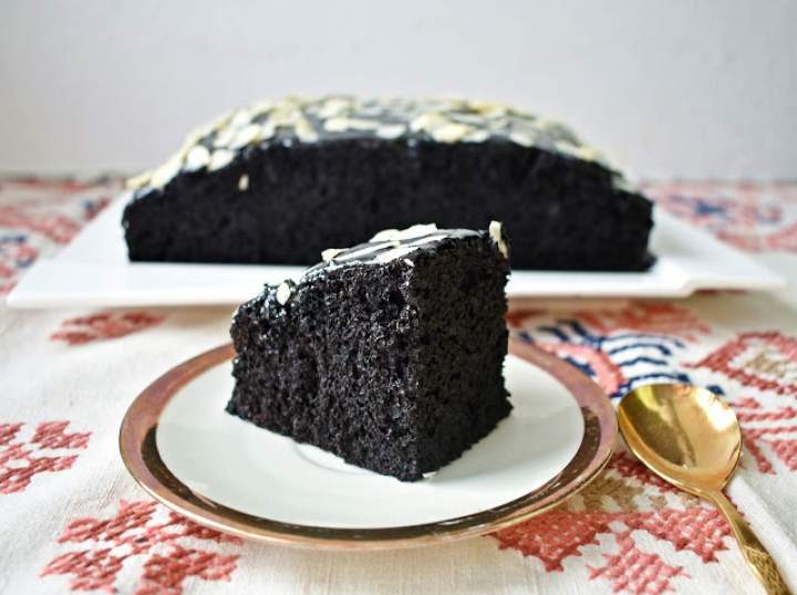 Bardzo czarne ciasto